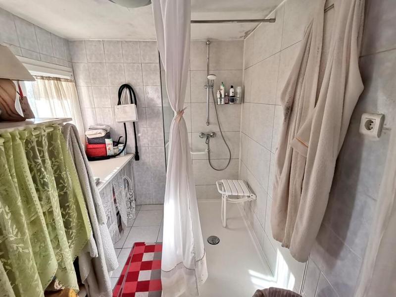 Maison - 200 m² - 7 pièces