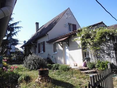 Maison - 105 m² - 5 pièces