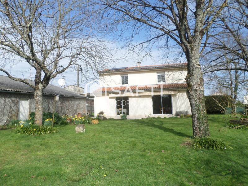 Maison - 137 m² - 6 pièces