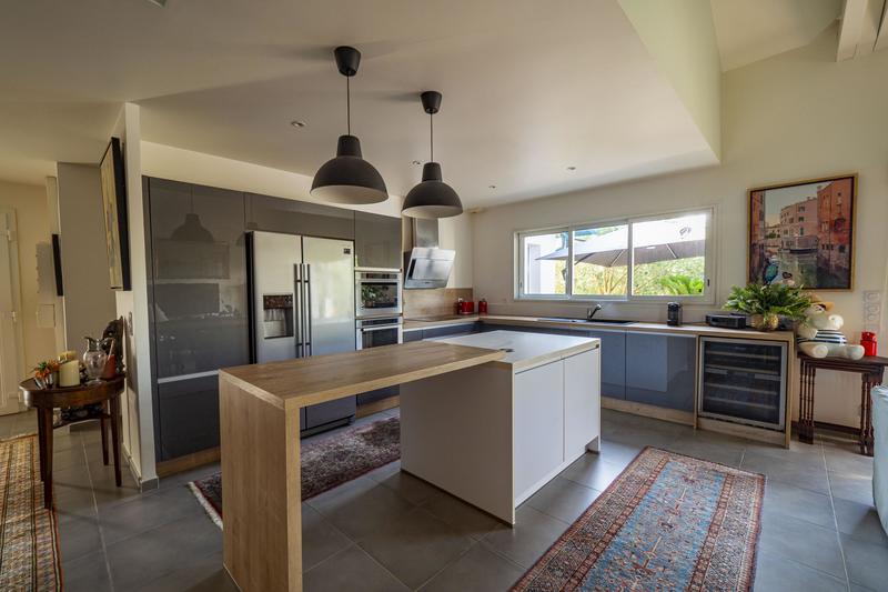 Maison - 143 m² - 5 pièces