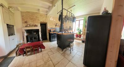 Maison ancienne - 160 m² - 6 pièces