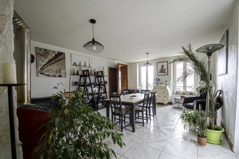 Appartement - 155 m² - 6 pièces