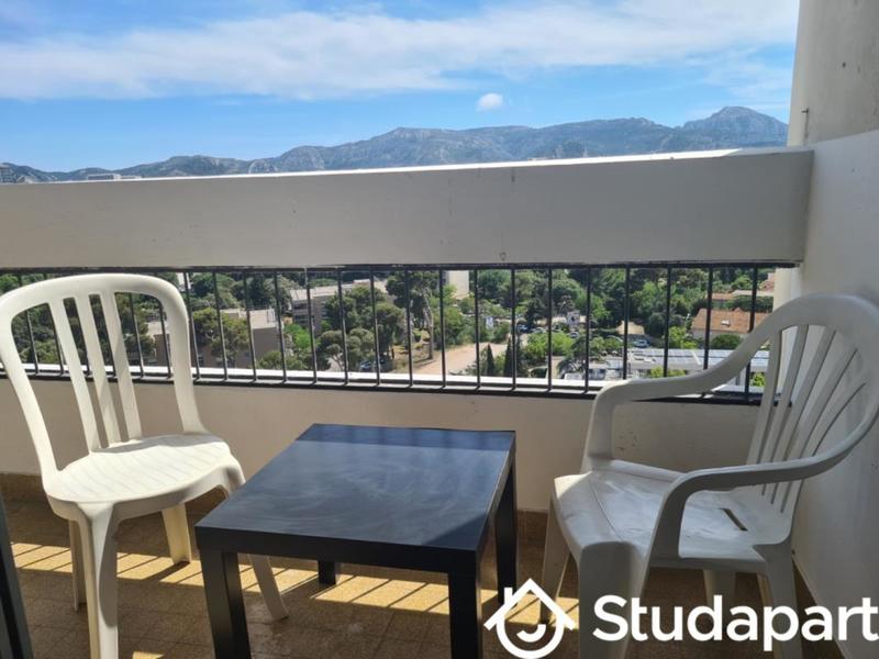 Chambre - 13 m² - 1 pièce