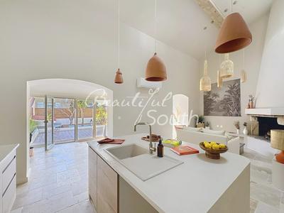 Maison - 108 m² - 5 pièces