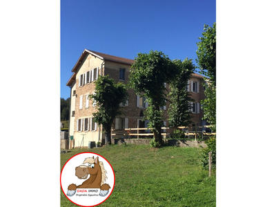 Maison - 830 m² - 20 pièces