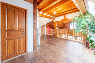 Duplex - 224 m² - 5 pièces