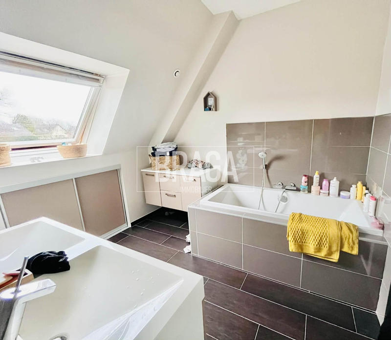 Maison - 150 m² - 5 pièces