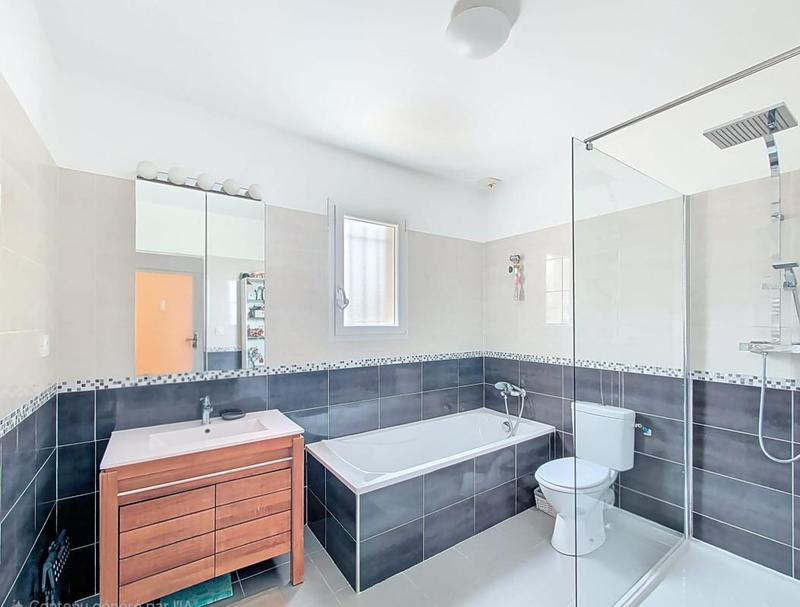 Villa - 93 m² - 4 pièces