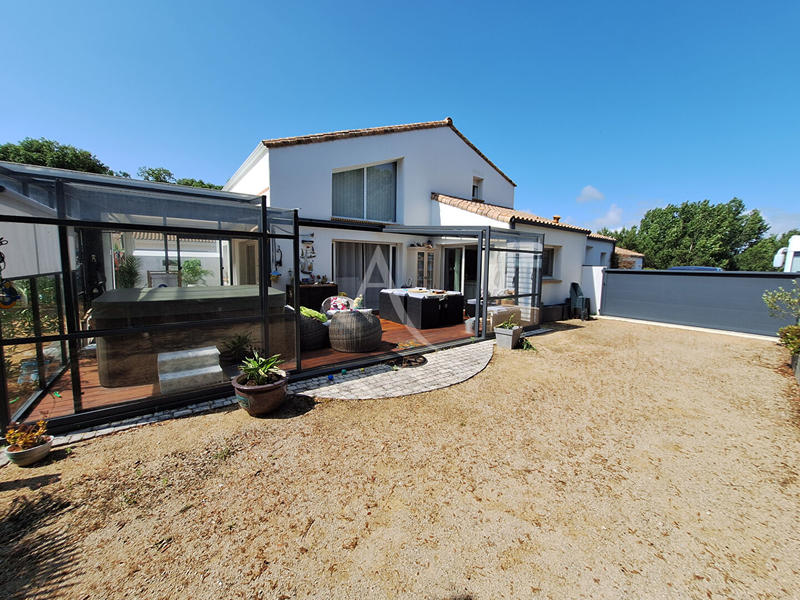 Maison - 145 m² - 5 pièces