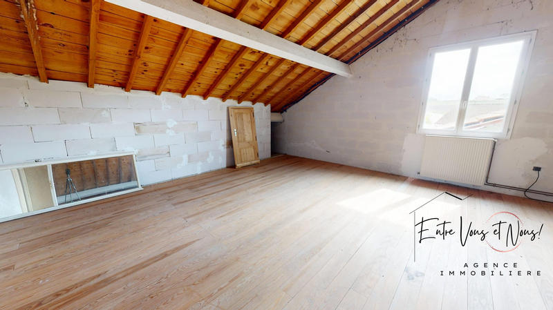 Maison ancienne - 292 m² - 6 pièces