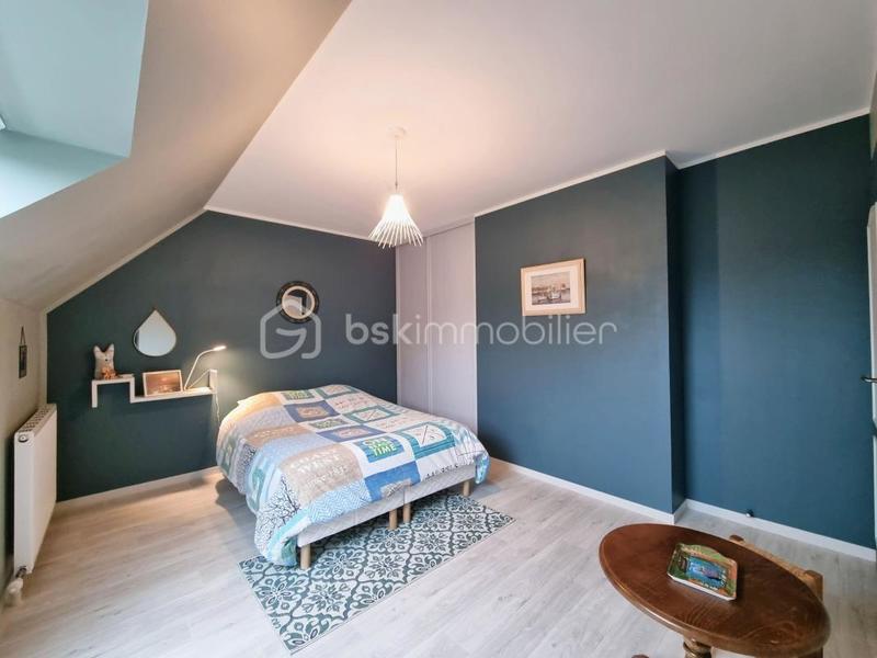 Maison traditionnelle - 152 m² - 6 pièces