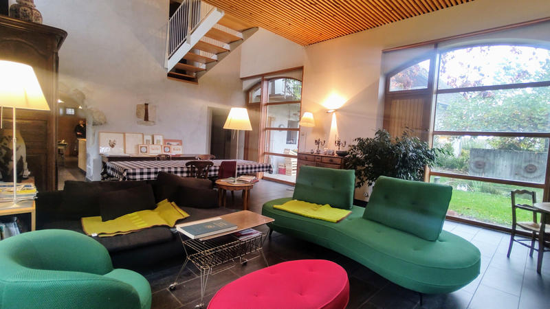 Maison - 447 m² - 8 pièces