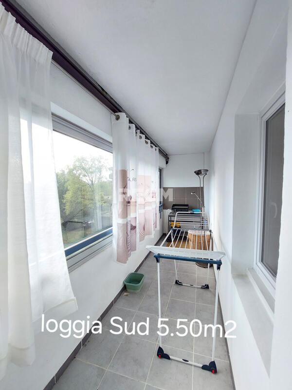 Appartement - 83 m² - 3 pièces