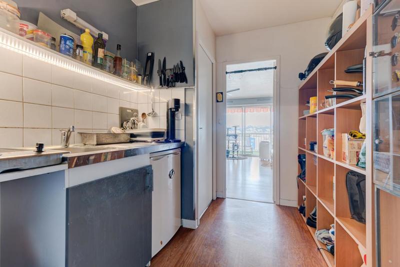 Studio - 30 m² - 1 pièce