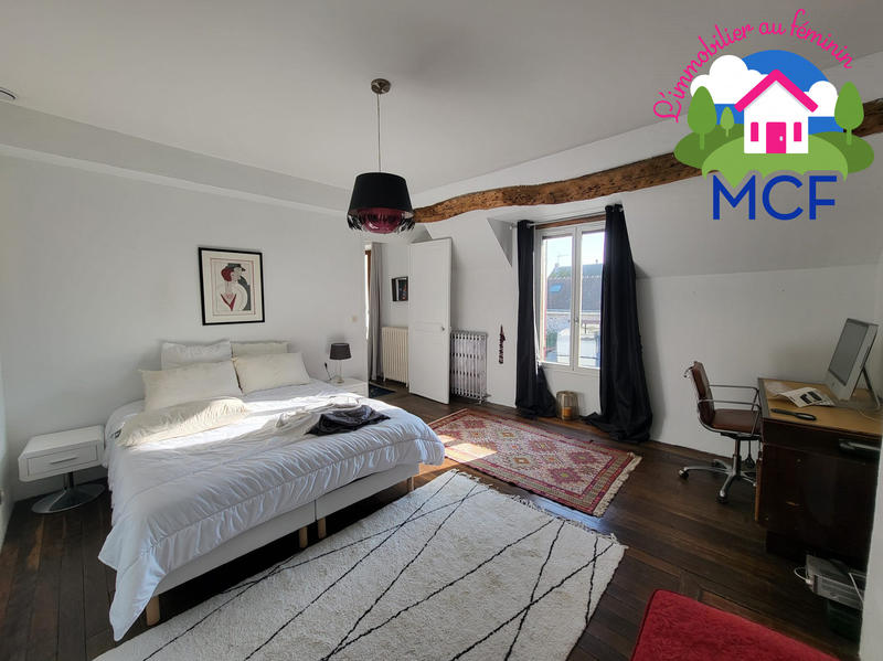 Maison ancienne - 229 m² - 8 pièces