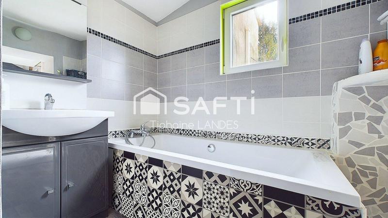 Maison - 170 m² - 8 pièces