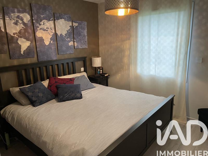 Maison - 186 m² - 9 pièces