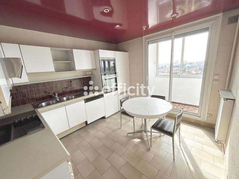 Appartement - 77 m² - 3 pièces