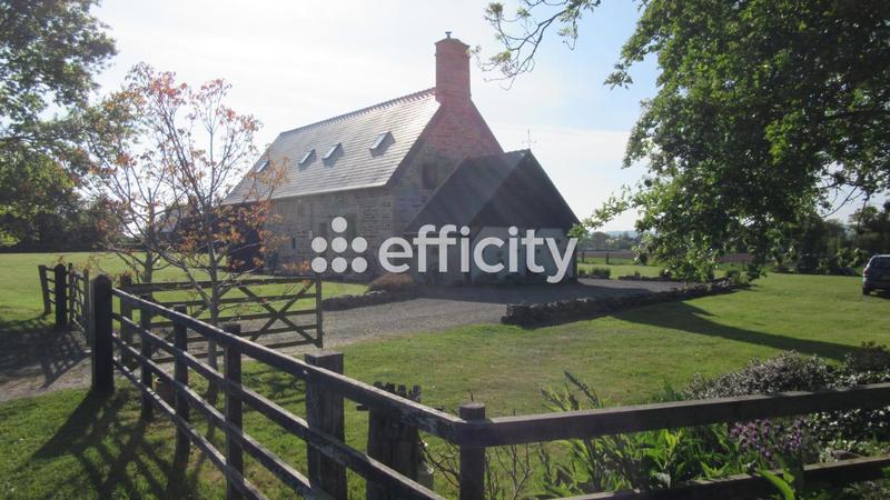 Maison - 269 m² - 9 pièces