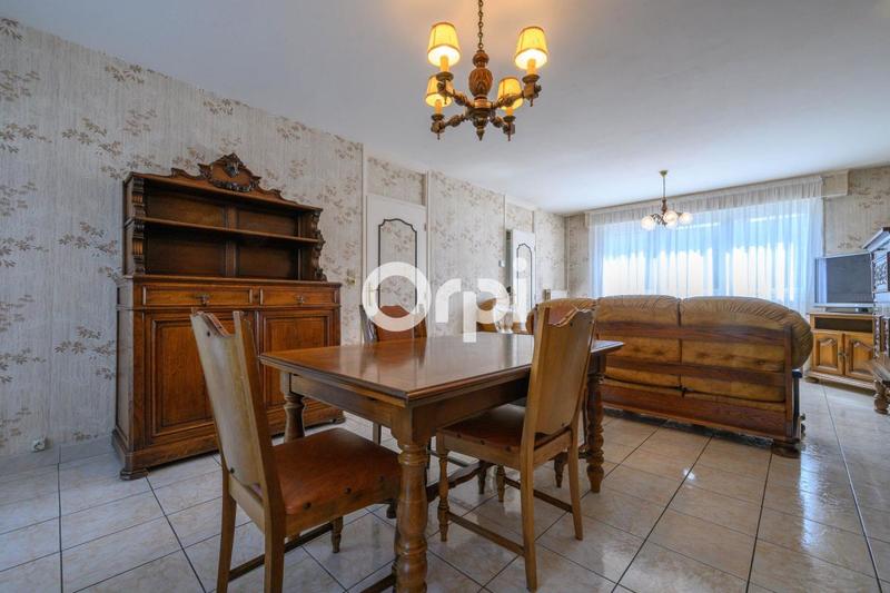 Maison - 93 m² - 4 pièces