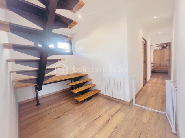 Maison - 133 m² - 5 pièces