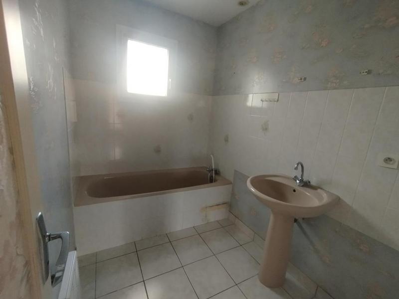 Maison traditionnelle - 90 m² - 4 pièces