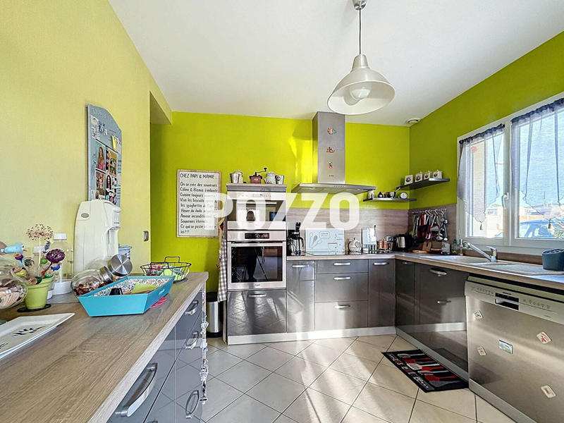 Maison - 135 m² - 7 pièces