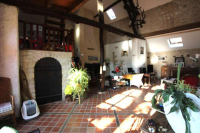 Maison - 160 m² - 8 pièces