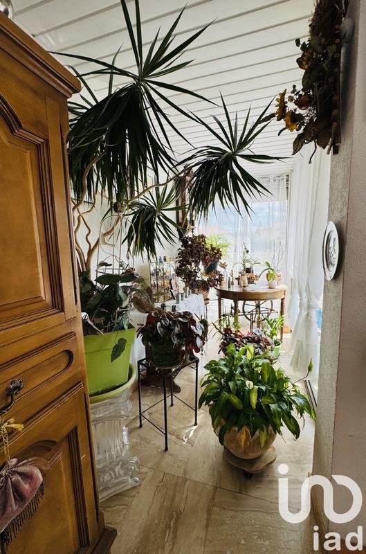 Maison - 263 m² - 8 pièces