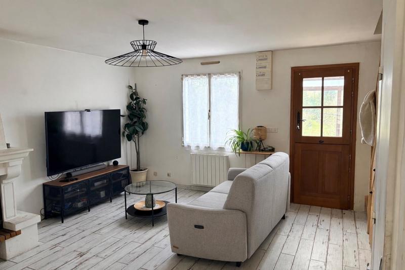 Maison - 104 m² - 7 pièces