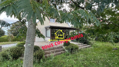 Maison traditionnelle - 125 m² - 4 pièces