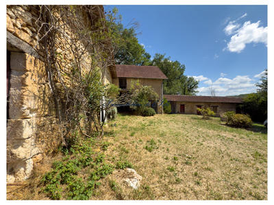 Maison - 105 m² - 4 pièces