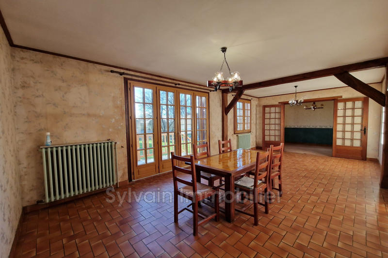 Maison - 90 m² - 5 pièces