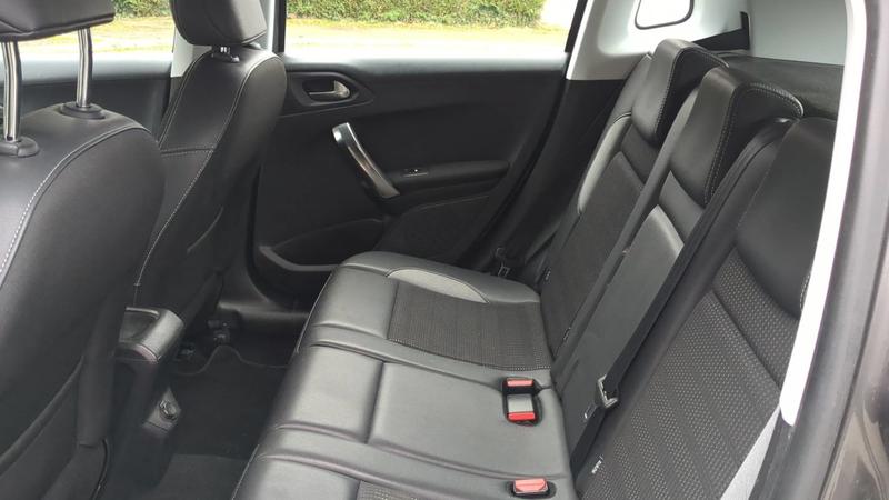 Peugeot 2008 1.6 BlueHDi 100 Active