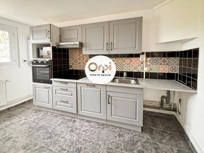 Duplex - 98 m² - 3 pièces