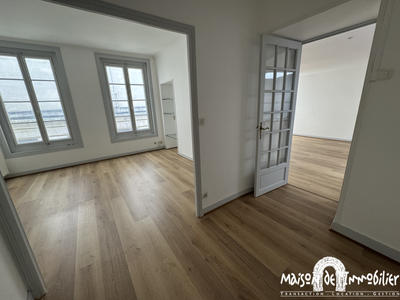 Appartement - 110 m² - 4 pièces