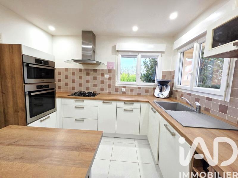 Maison - 114 m² - 6 pièces