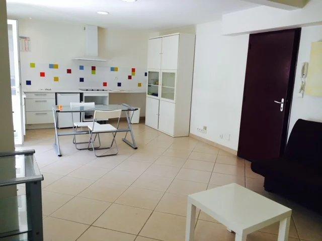 Immeuble - 196 m² - 4 pièces