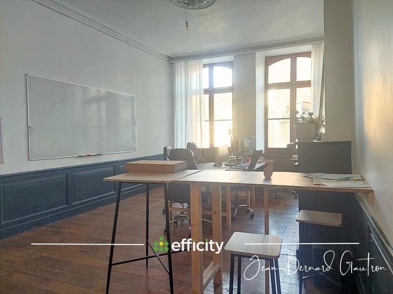 Appartement ancien - 75 m² - 3 pièces