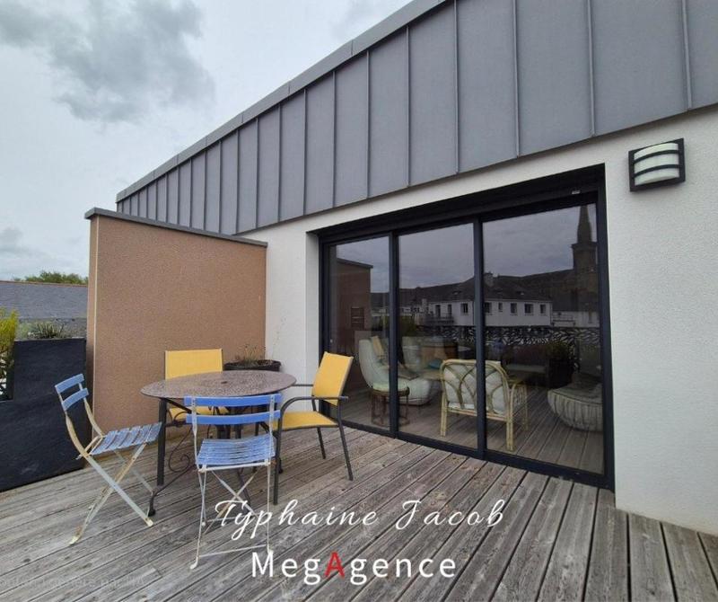 Appartement - 171 m² - 6 pièces