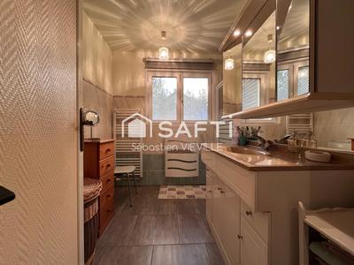 Maison - 128 m² - 4 pièces