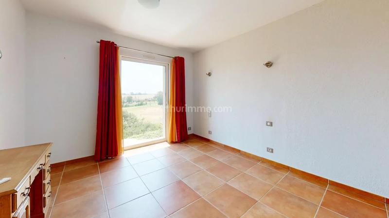 Maison - 215 m² - 5 pièces