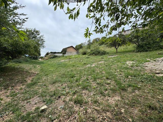 Terrain constructible - 3 478 m²