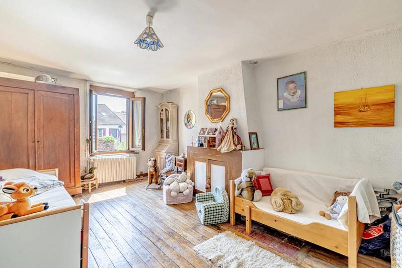 Maison - 105 m² - 4 pièces