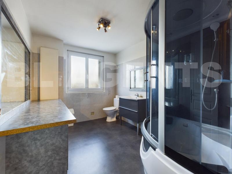 Maison - 111 m² - 5 pièces