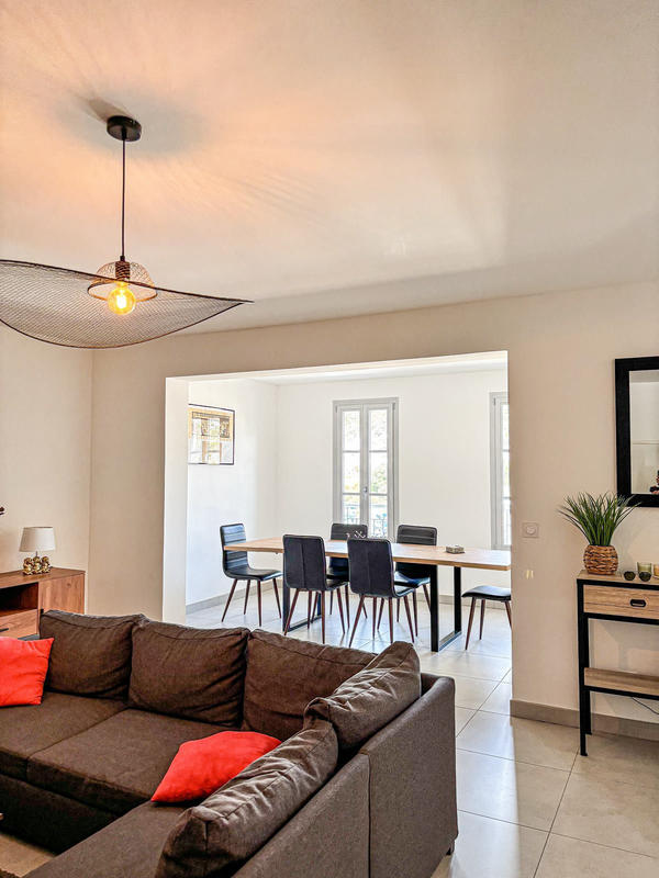 Appartement - 91 m² - 3 pièces