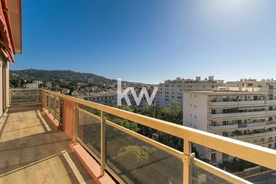 Appartement - 89 m² - 4 pièces