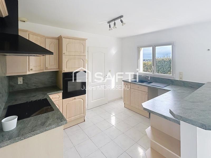 Maison - 96 m² - 4 pièces