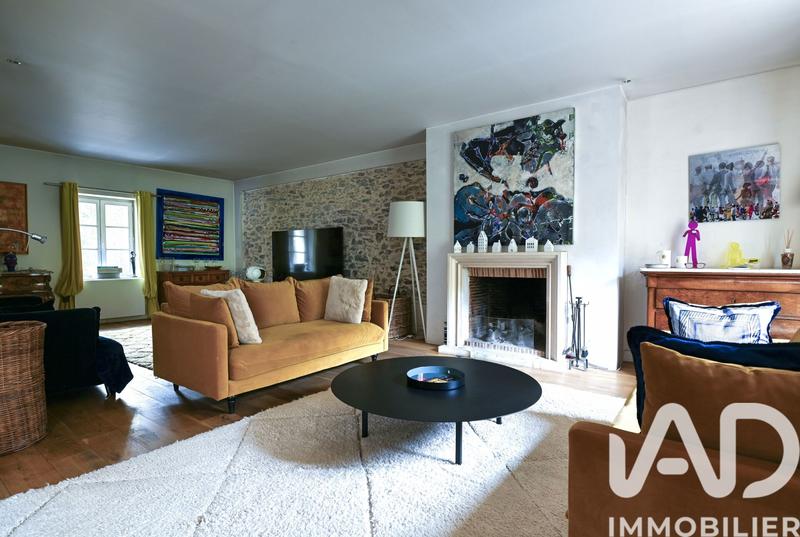 Maison - 179 m² - 8 pièces