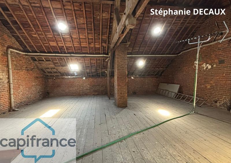 Maison - 197 m² - 14 pièces